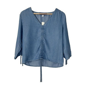 Francesca’s Rouchecent Chambray Pullover Top Size Small Blouse